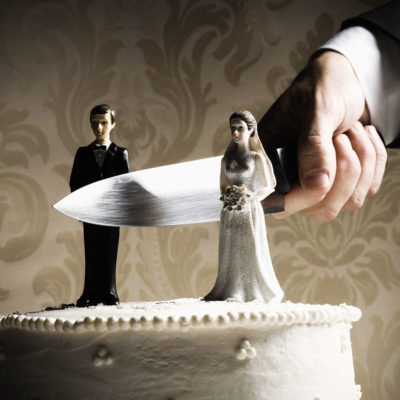 Развод супругов (расторжение брака)